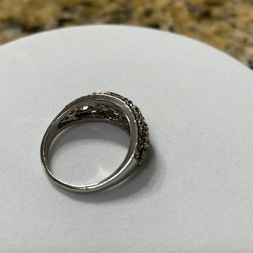 Infinity Rhinestone Gold Ring - Picture 10 of 13